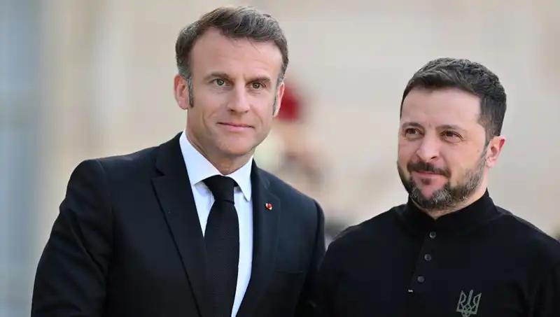 Macron: Türkiye'nin Karadeniz'deki Rolü Övgüye Değer Bulundu