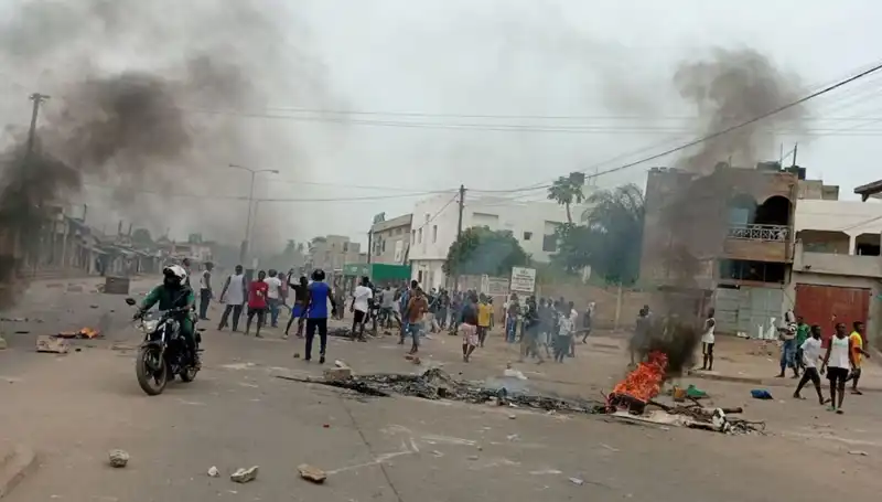 Togo'da Gerilim Tırmanıyor: Nehirlerde 7 Ceset Bulundu