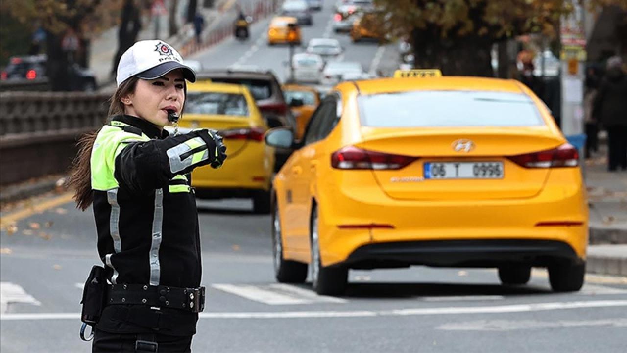 Ankara'da Trafiğe Kapanan Yollar