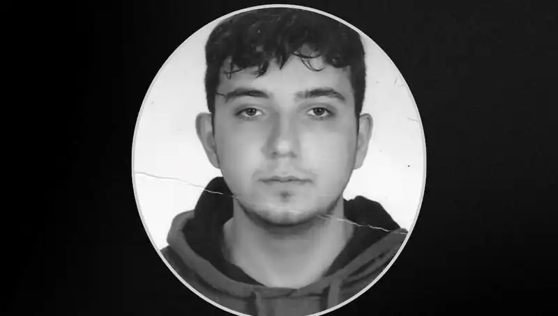 Üniversite Öğrencisi Burak'ın Şüpheli Ölümü: Aile ve Arkadaşları Şokta