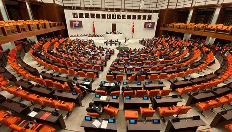Emekli İkramiyeleri İçin Tarihi Düzenleme: TBMM'de İlk Adımlar Atıldı